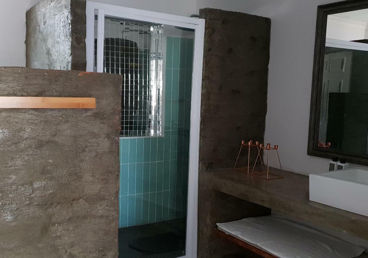 Emmaus Apartment Bloemfontein Bagian luar foto